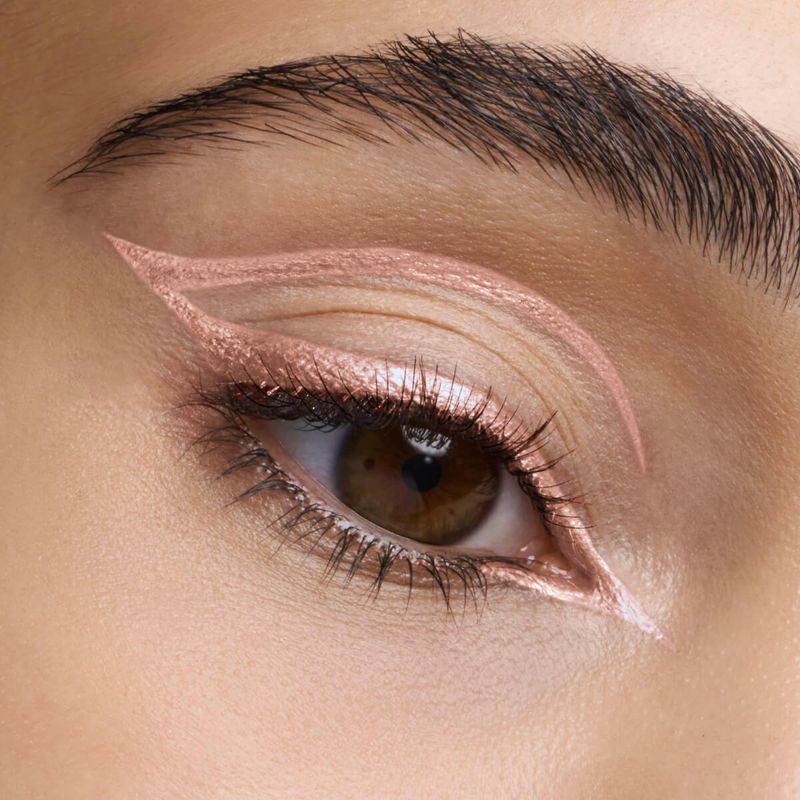 Delineador-de-ojos-liquido-punta-pincel-Eye-PRO-metalico