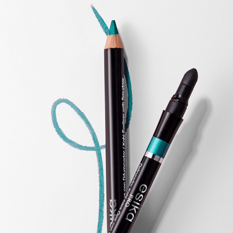 Delineador-de-ojos-Kohl-con-difuminador
