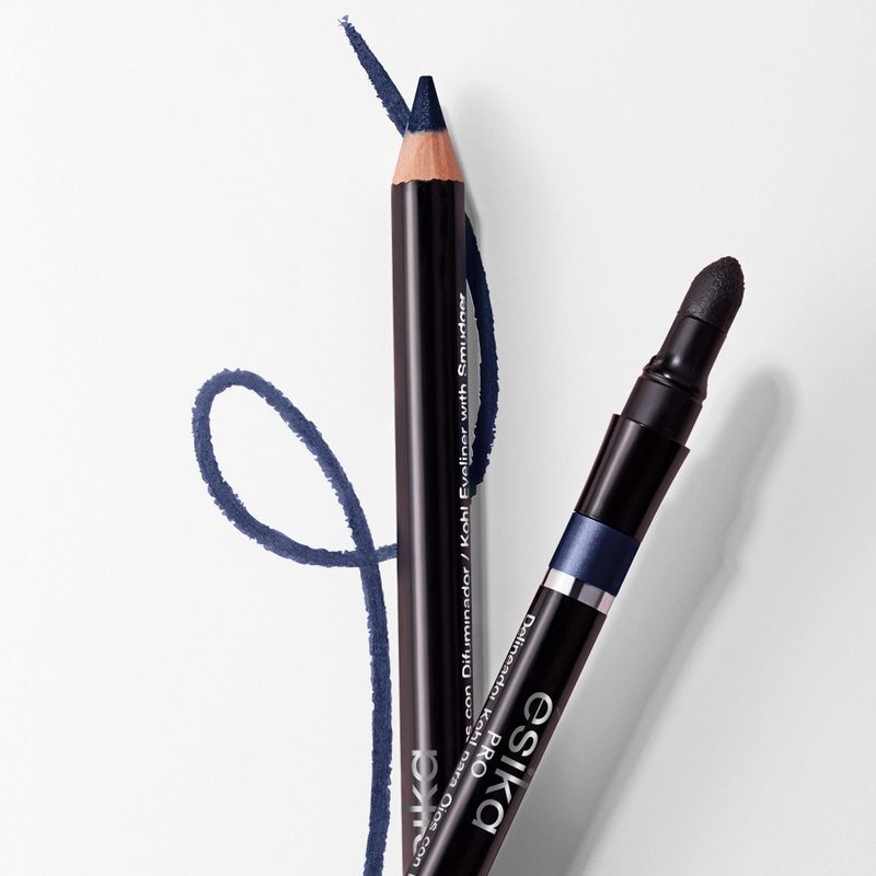 Delineador-de-ojos-Kohl-con-difuminador