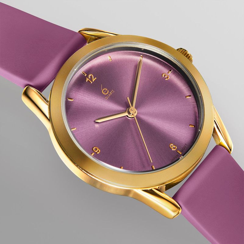 reloj-para-mujer-rosado-con-correa-de-silicona-y-detalles-dorados