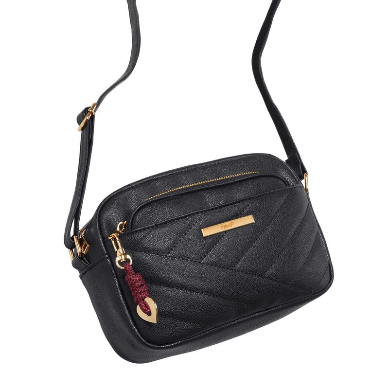 Bolso-de-mujer-que-ofrece-estilo-casual-y-organizacion-con-asa-regulable-y-multiples-compartimentos.